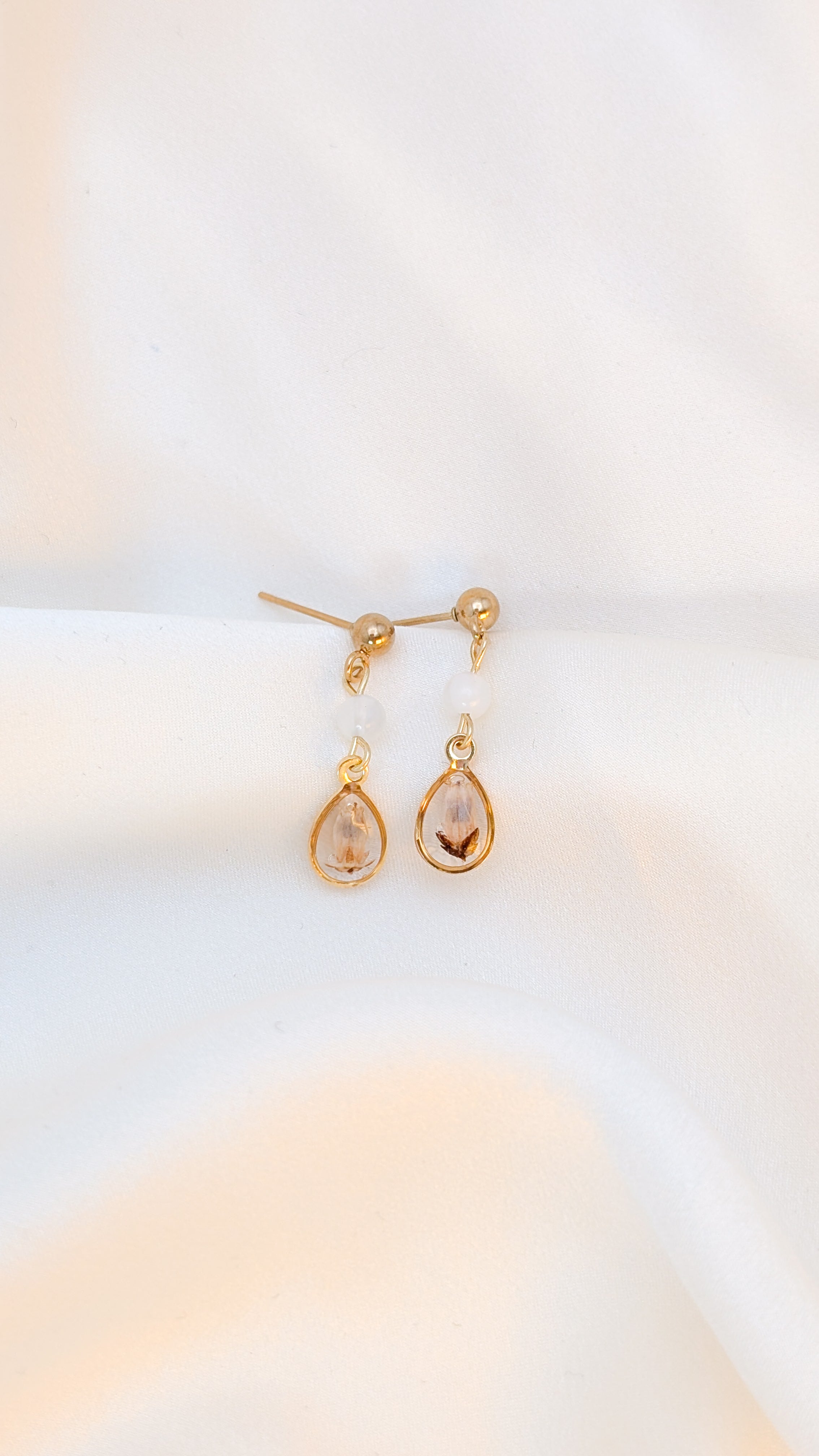 Cassandra Earrings - Gold