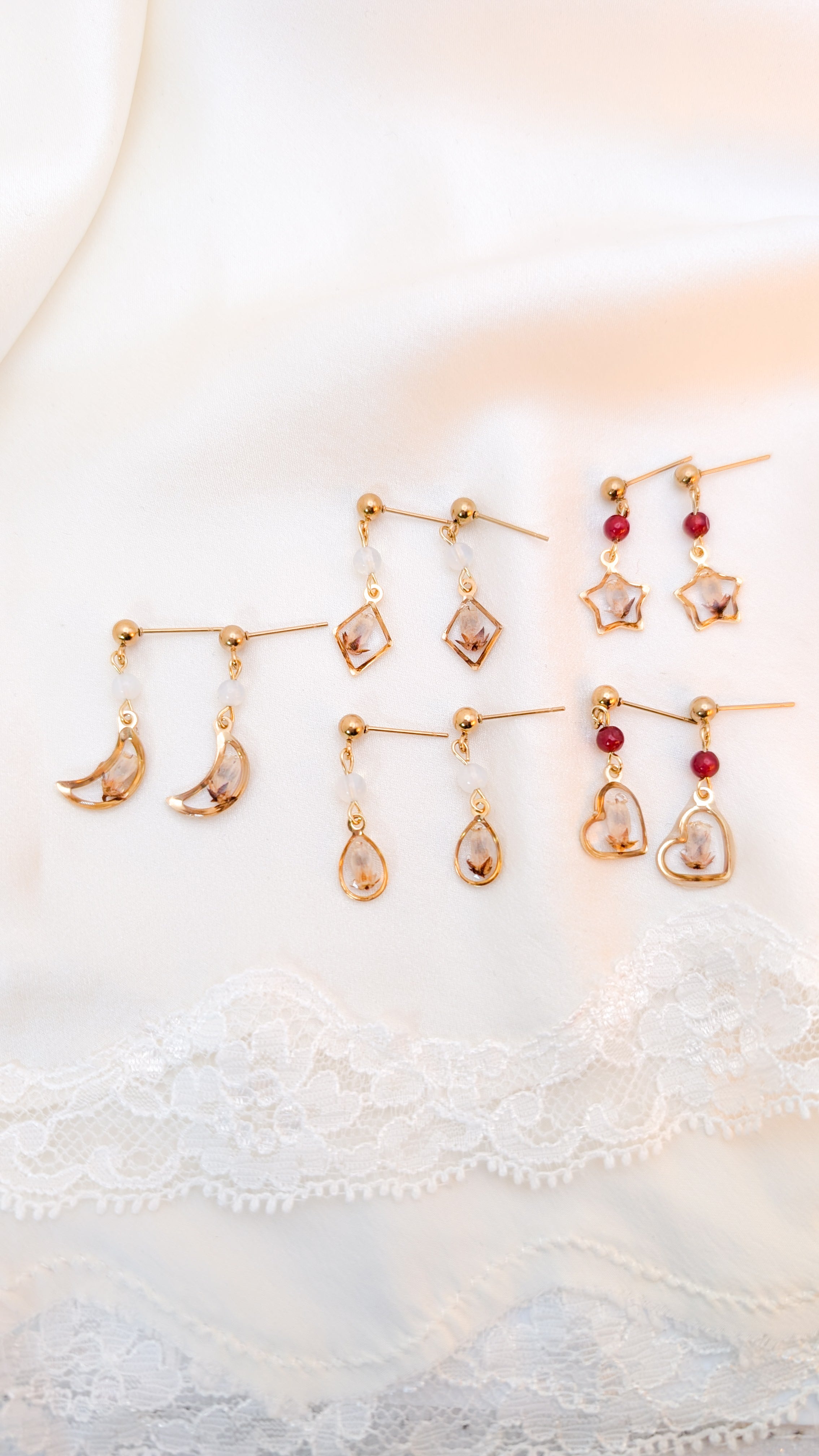 Cassandra Earrings - Gold