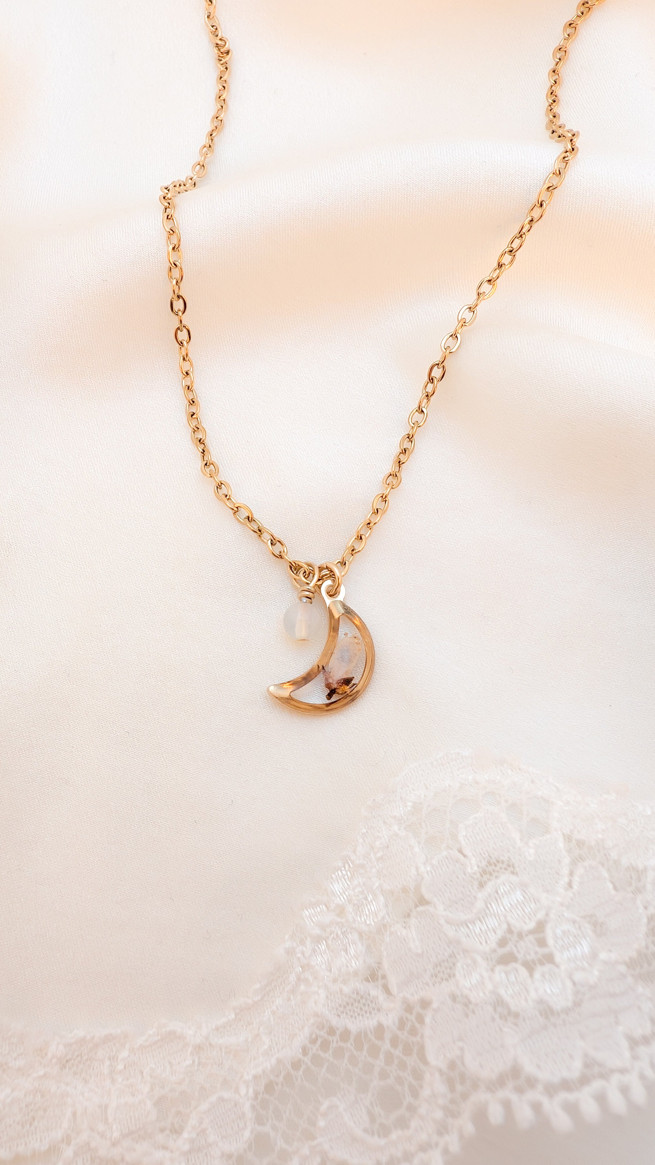 Cassandra Necklace - Gold